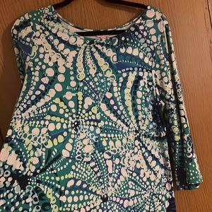 Very flattering and forgiving LP dress